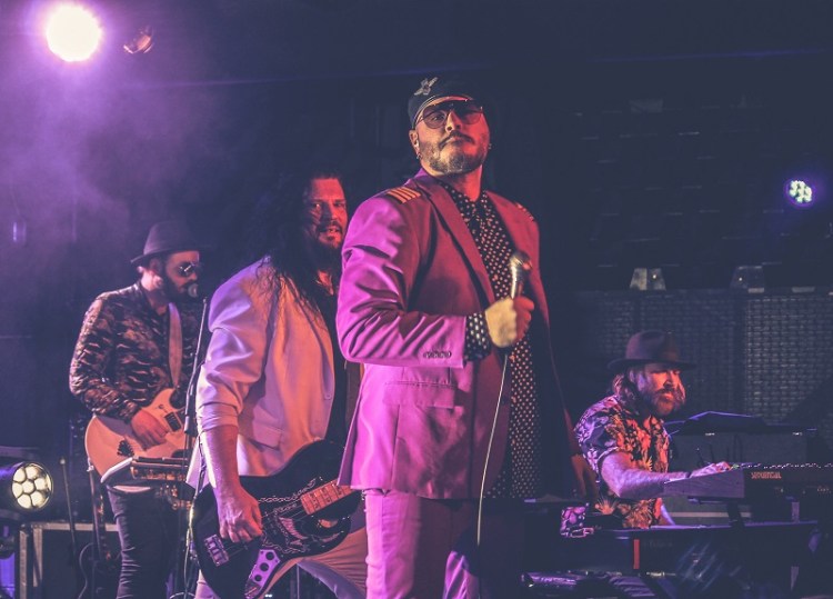 TheNightFlightOrchestra_BjörnStrid_singer8